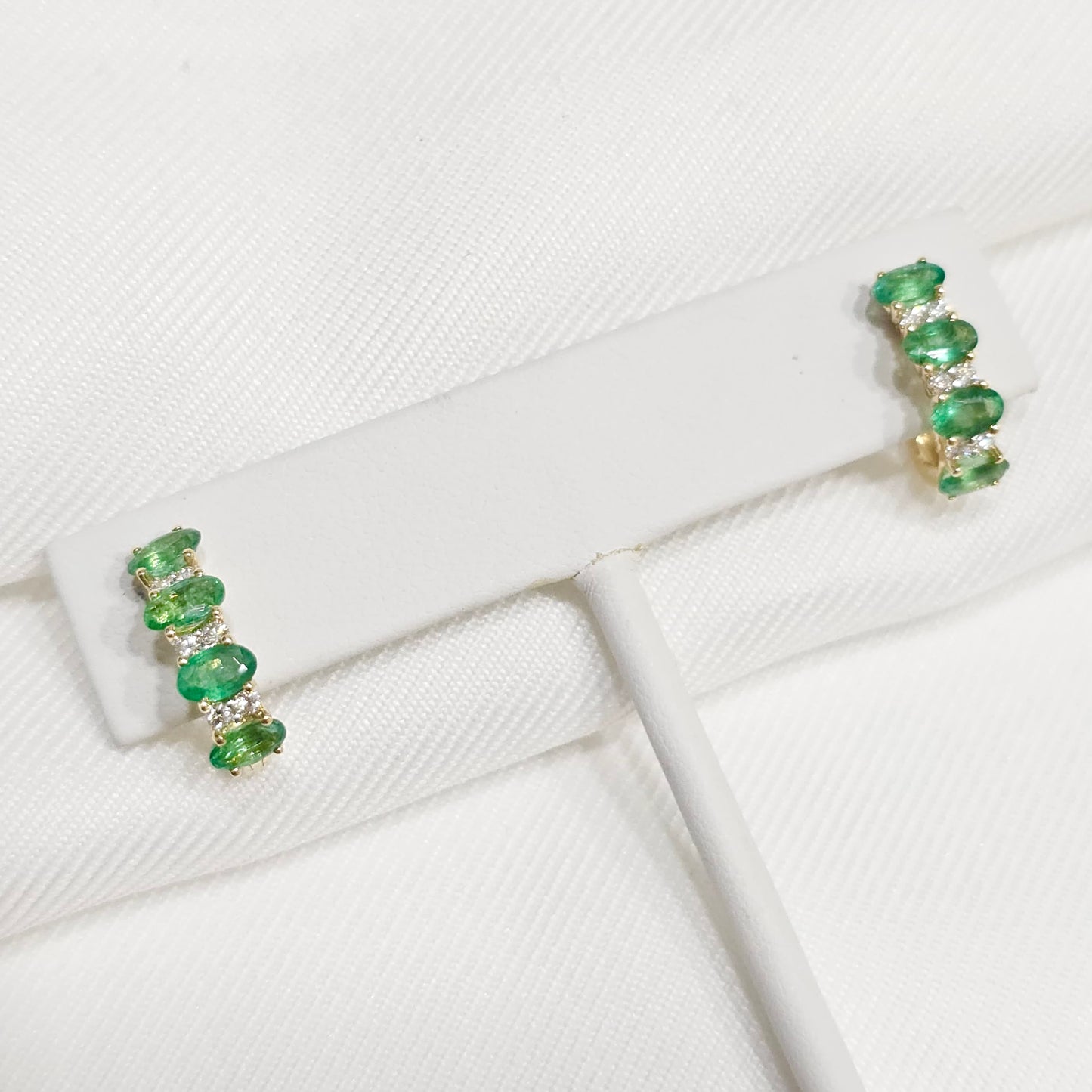 Aretes