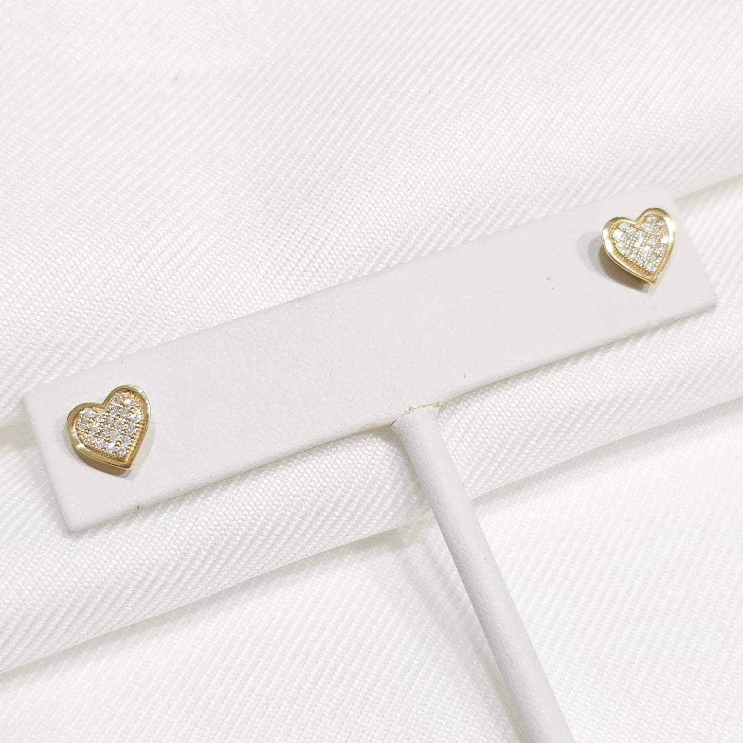 Aretes